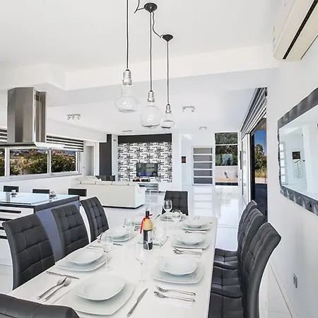 Saranta Gold - Exquisite 3 Bedroom With Private Pool And Panoramic Views Villa
