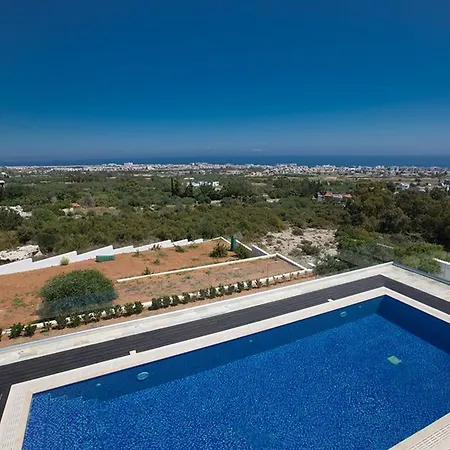 Saranta Gold - Exquisite 3 Bedroom With Private Pool Πρωταράς